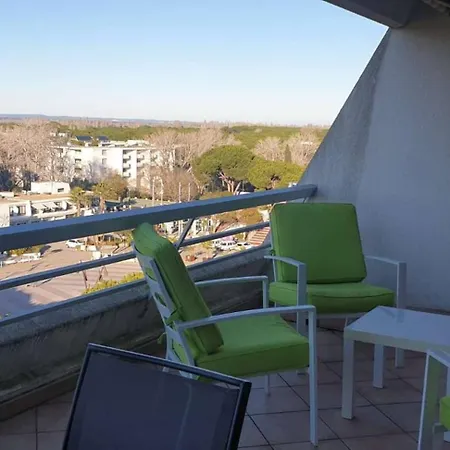 Appartement Avec Piscine, T4 Pour 6 N113